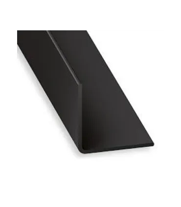 ANGULO15X15-1MT PVC PRETO